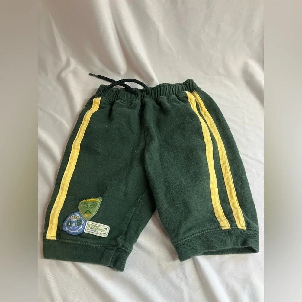 Carter's Green Sweatpants & Hoodie Set with Yellow Accents